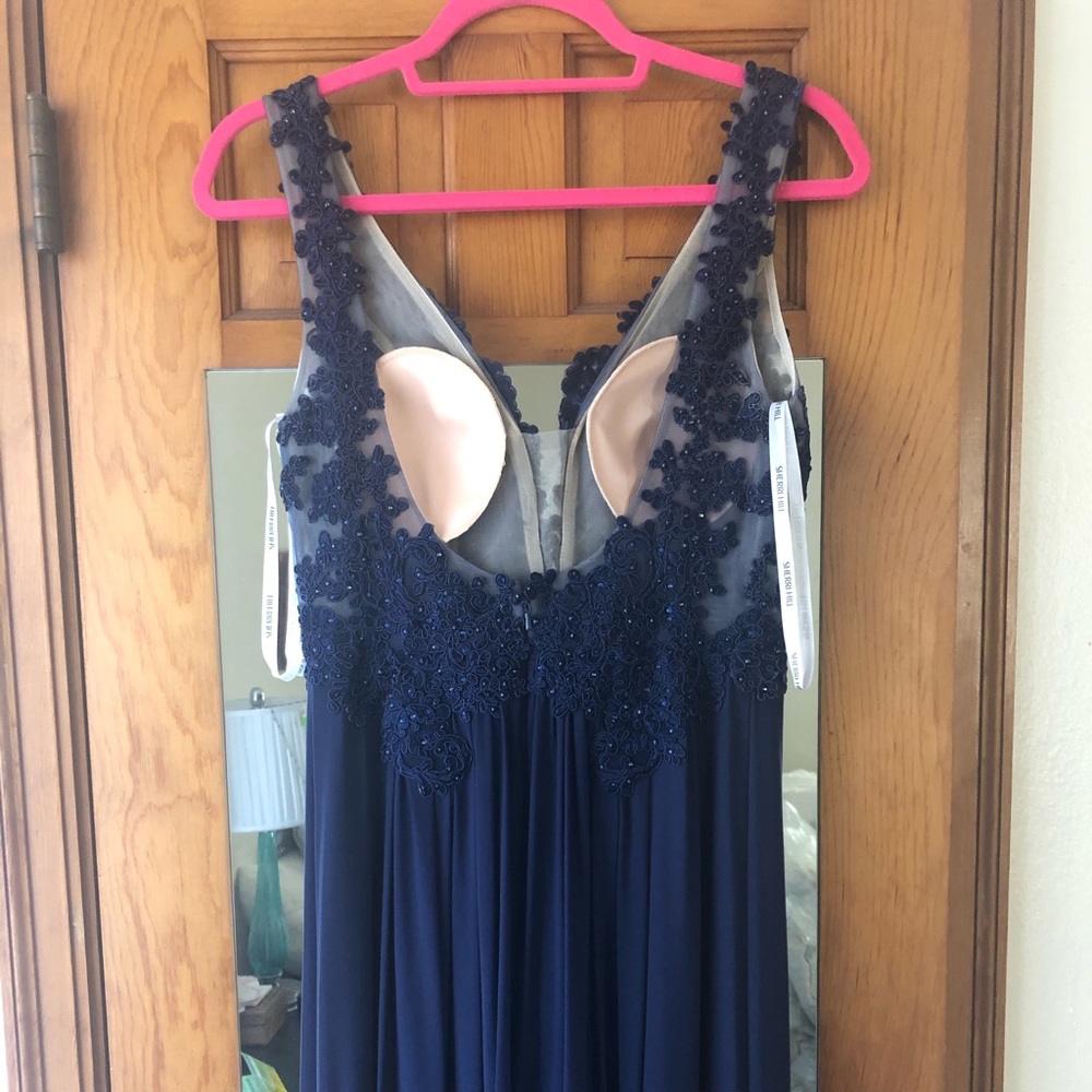 Sherri Hill 50255 Enticing Beaded Lace Dress View 4